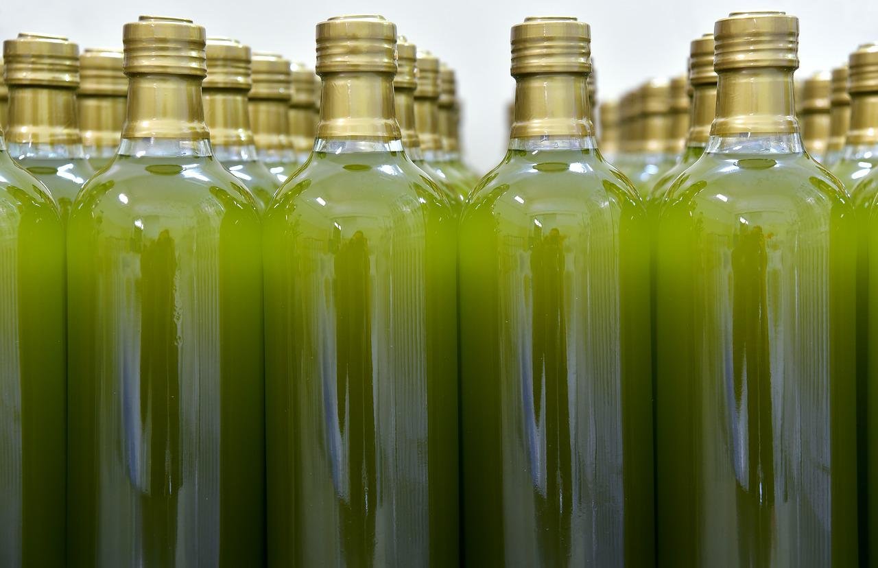 ¿Tiene el aceite de oliva mala prensa?